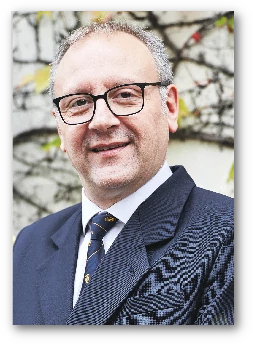 fotografia del primer pla de l'autor  Ramon Garcia i Soler